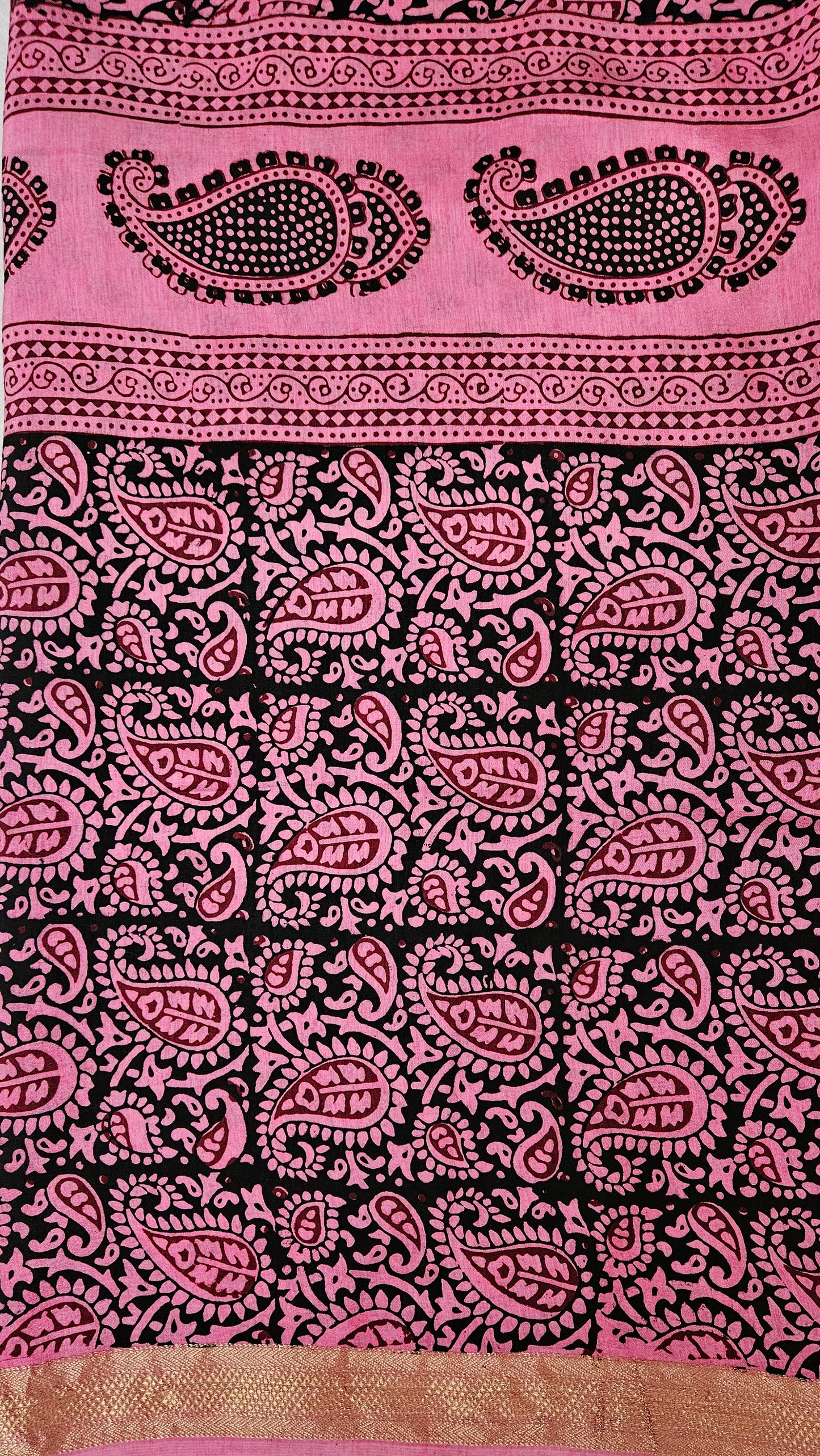 Pink'n'blackbagh print dola silk suit.