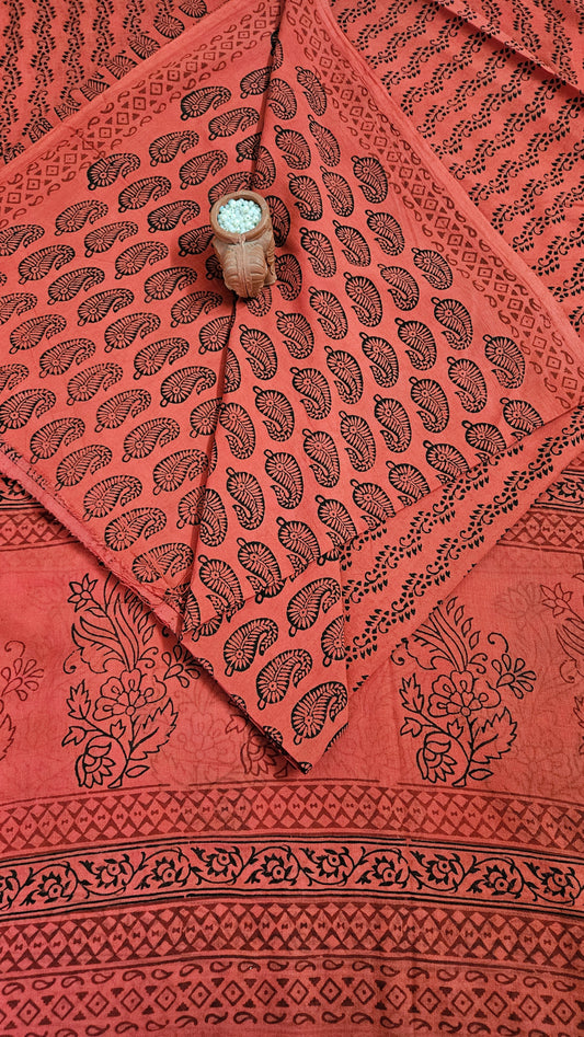 Red'n'black bagh print cotton suit