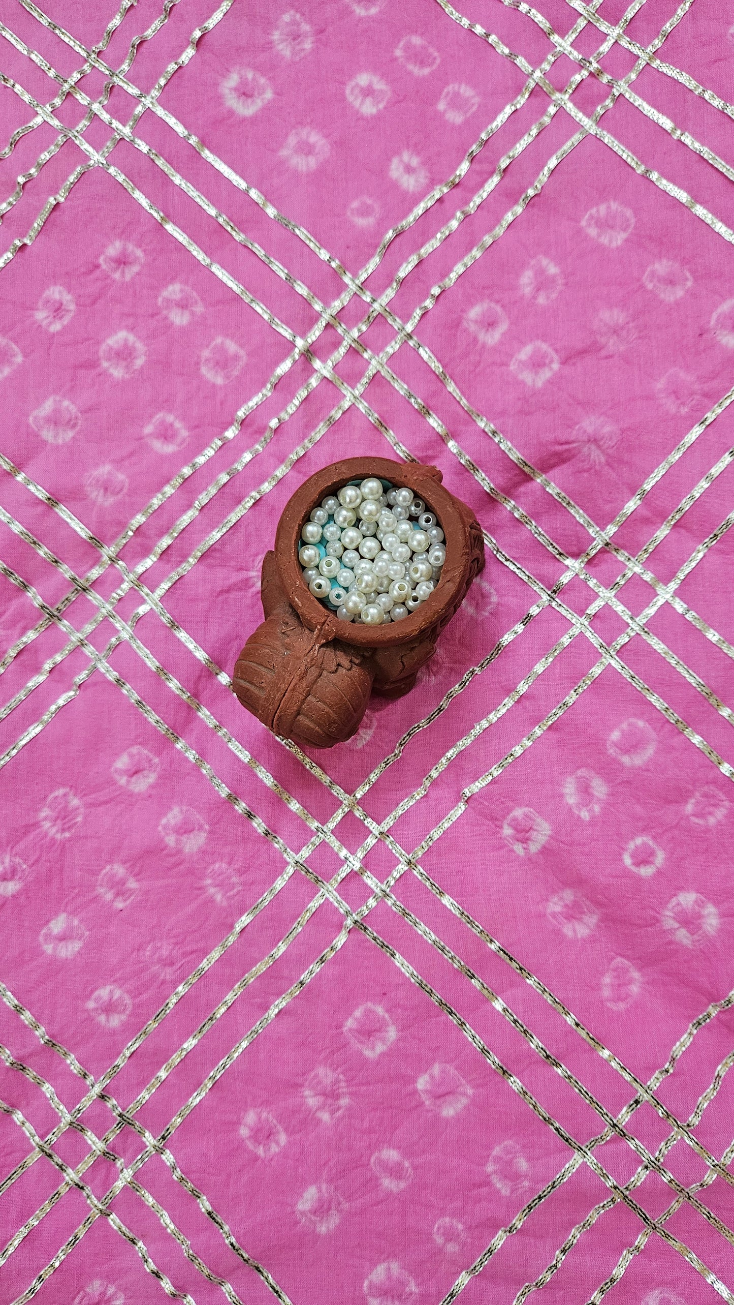 Pink'n'white cotton bandhani suit with chiffon dupatta