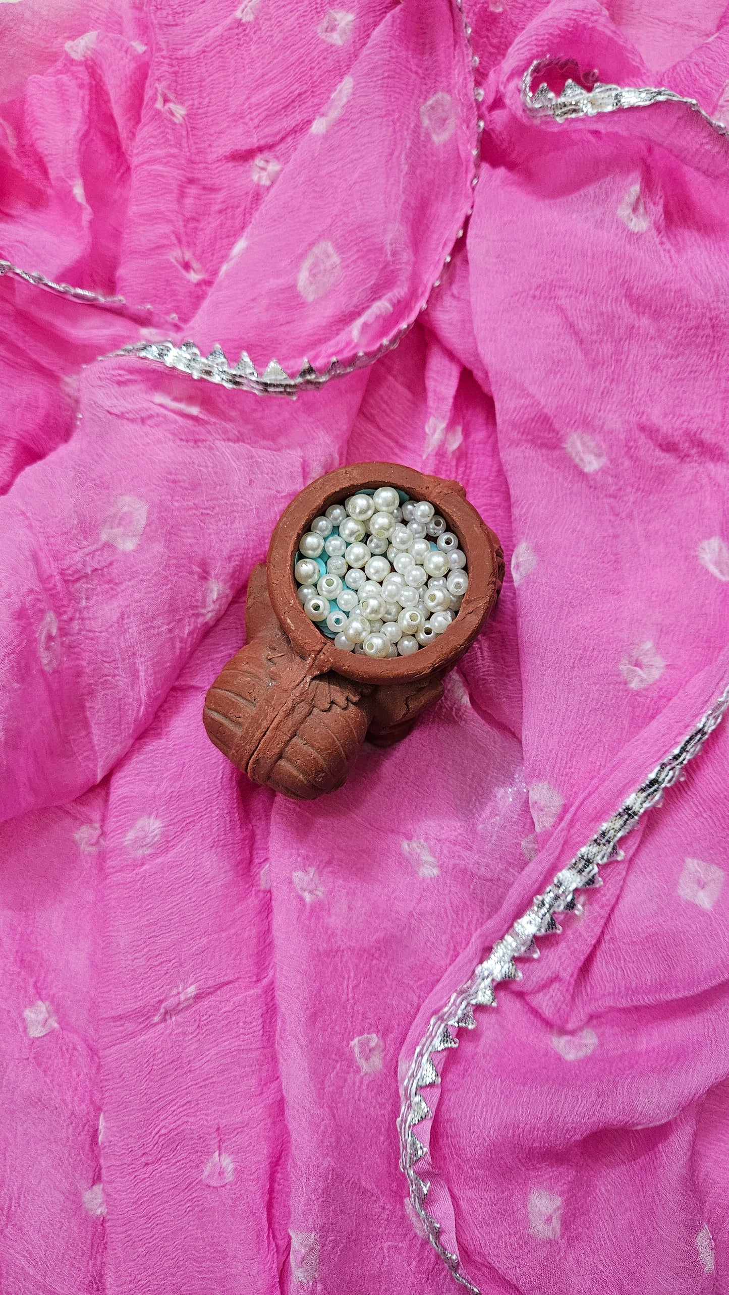 Pink'n'white cotton bandhani suit with chiffon dupatta