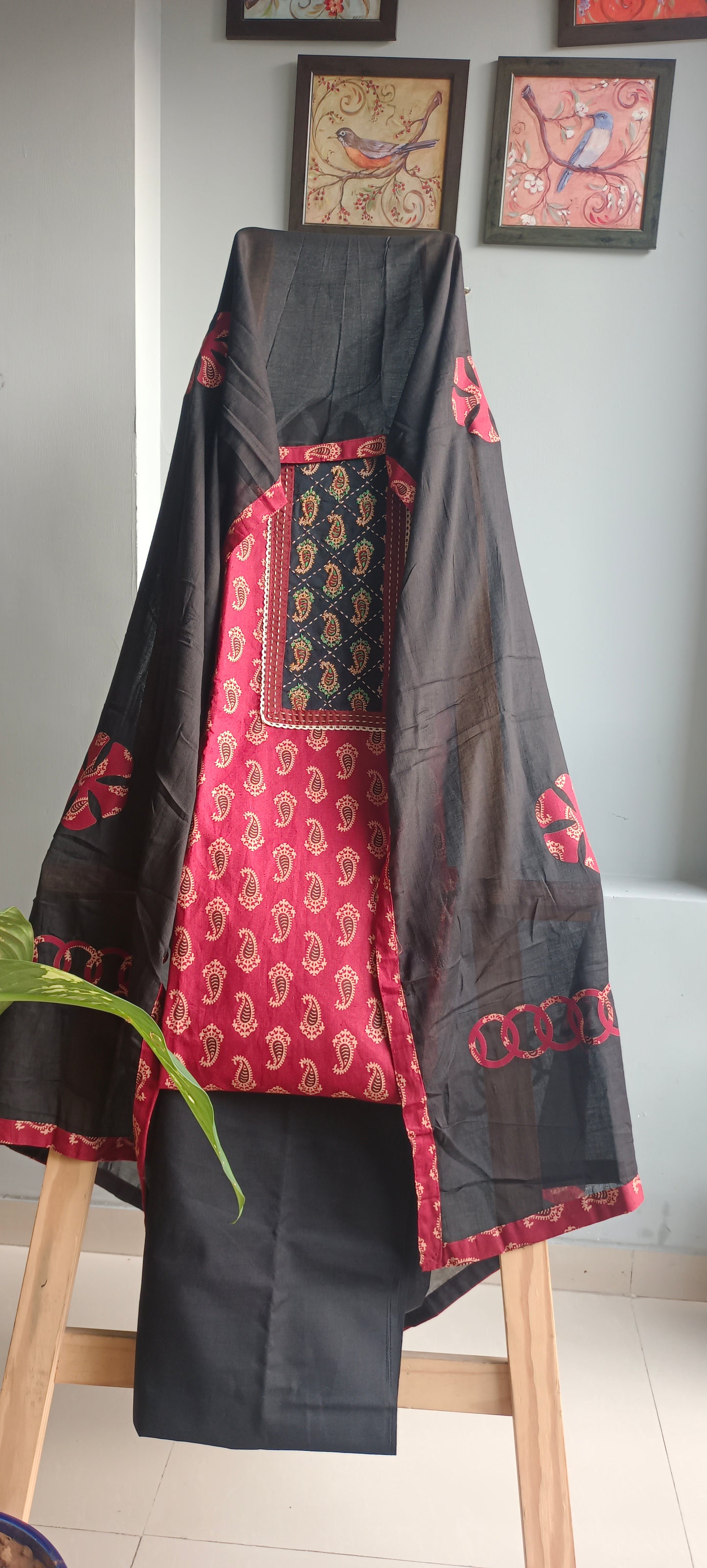 Maroon'n'black  gamthi print cotton suit