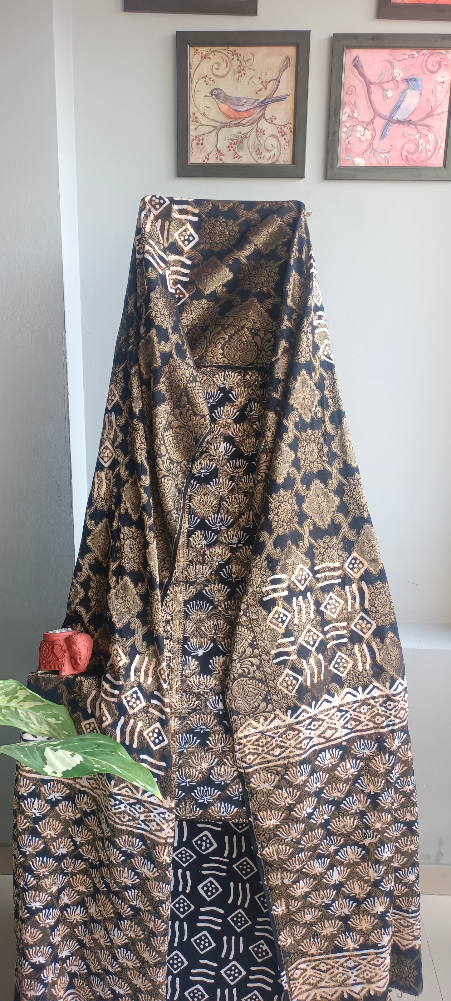 Black'n'white kalamkari block print cotton  suit.