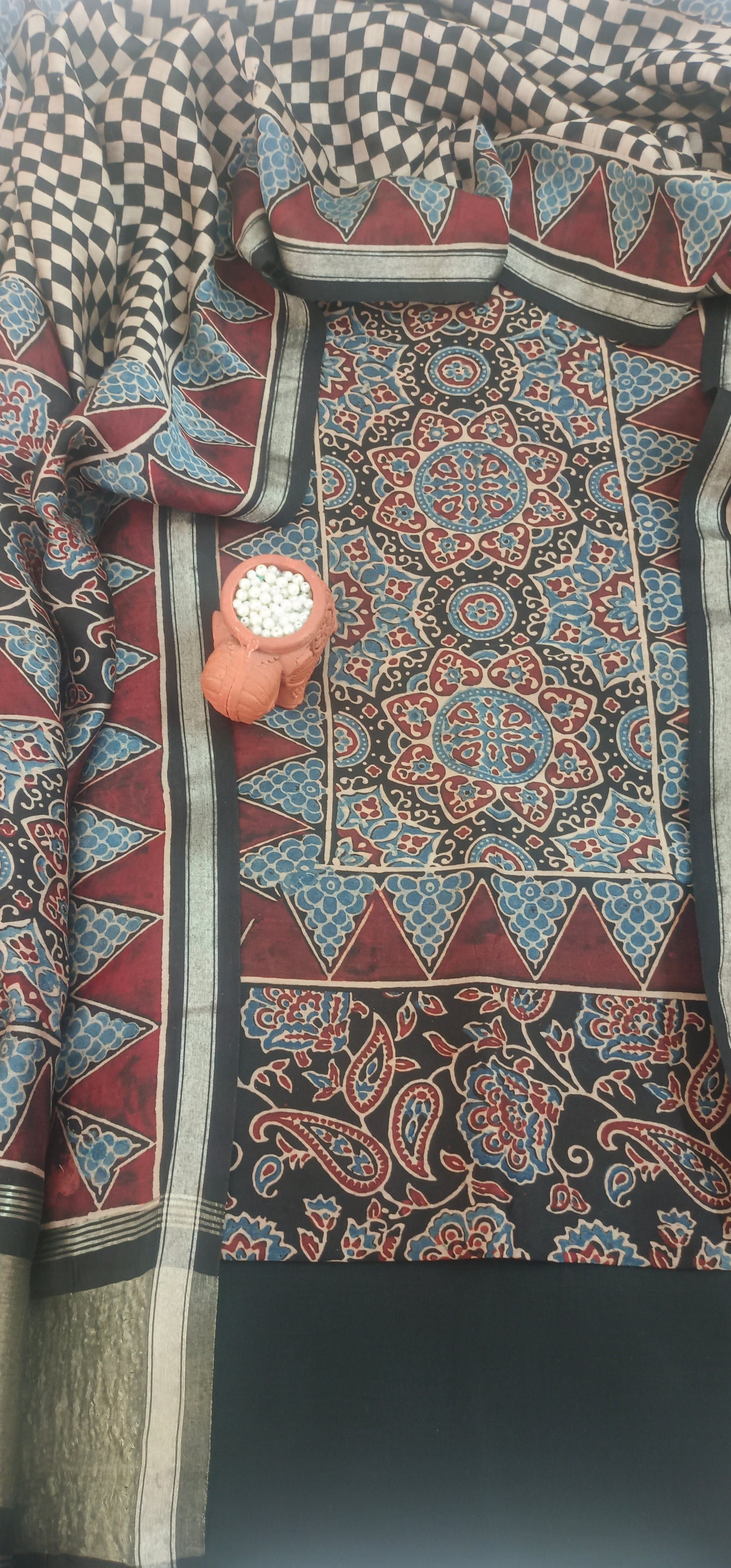 Black'n'maroon chanderi ajrakh print suit